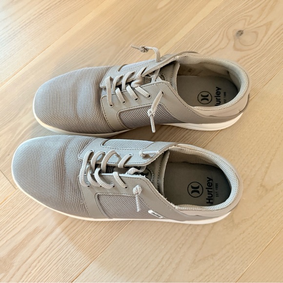 Men’s Hurley Sneakers 11 - Picture 2 of 10